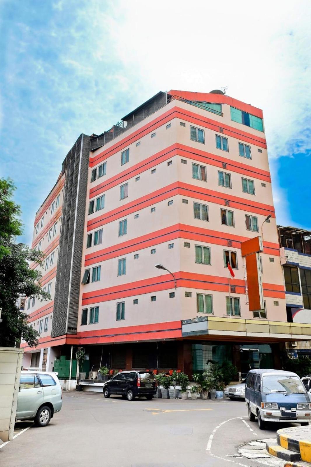 Plaza Harco Mangga Dua Hotel