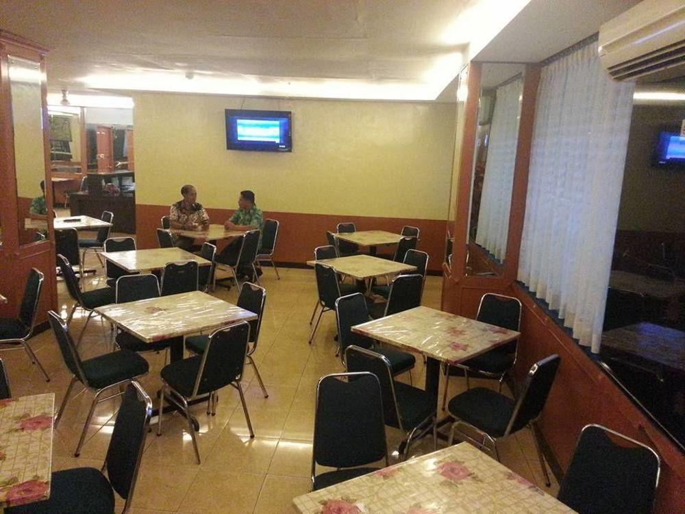 Plaza Harco Mangga Dua Hotel 2*