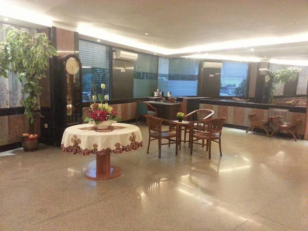 Plaza Harco Mangga Dua Hotel